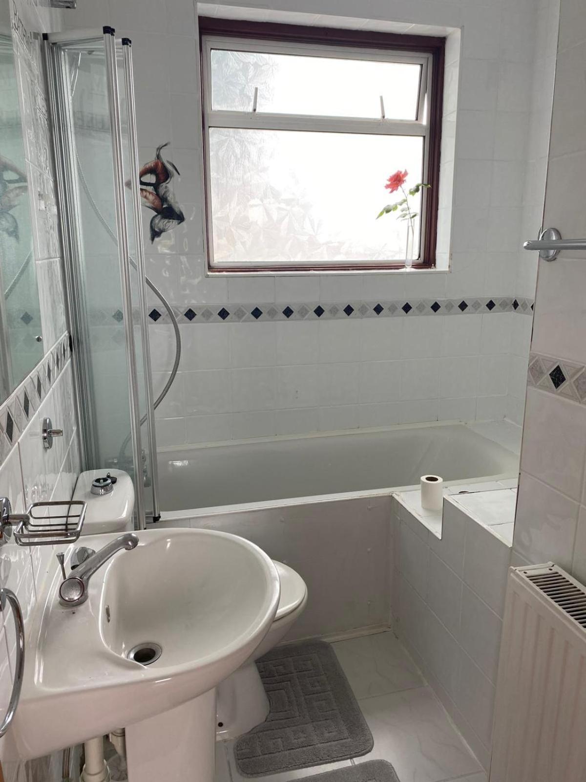 Lovely Rooms In West London Northolt  Exteriér fotografie