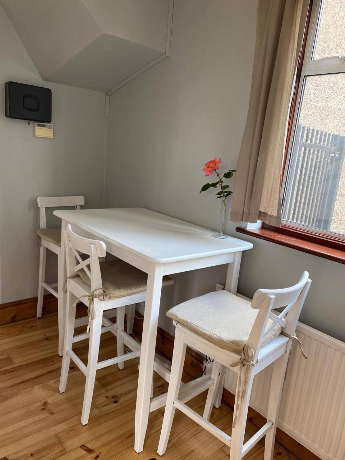 Lovely Rooms In West London Northolt  Exteriér fotografie
